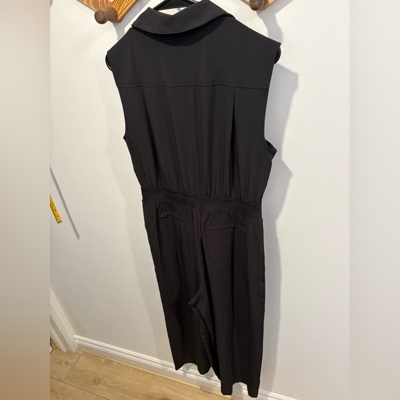 Athleta Brooklyn Utility Jumpsuit in black - Picture 11 of 12